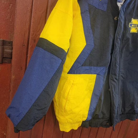 Apex University of Michigan Puffer Jacket Blue Yellow Size L Vintage 90s NCAA - Picture 2 of 11